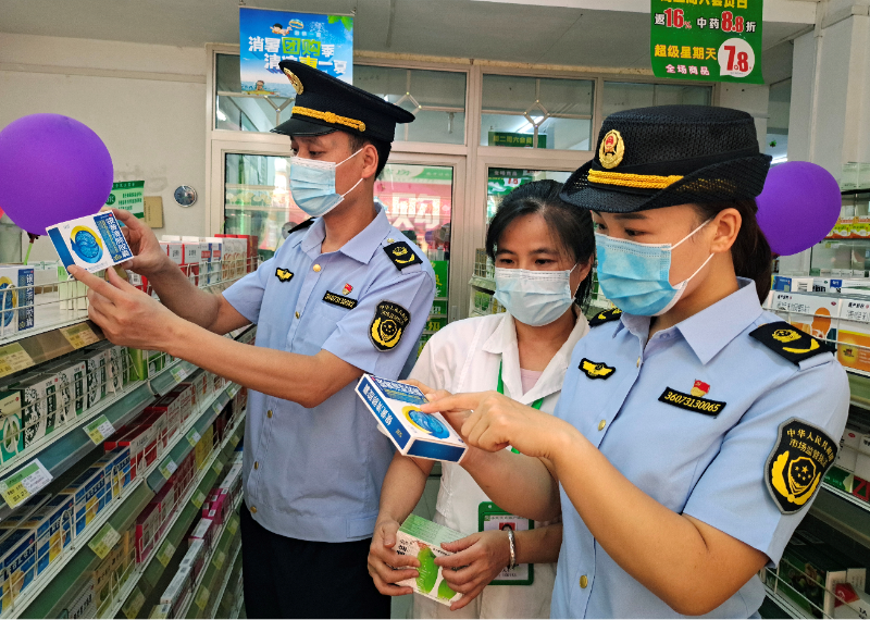 江西省于都县市场监管局开展校园周边用药安全“体检”
