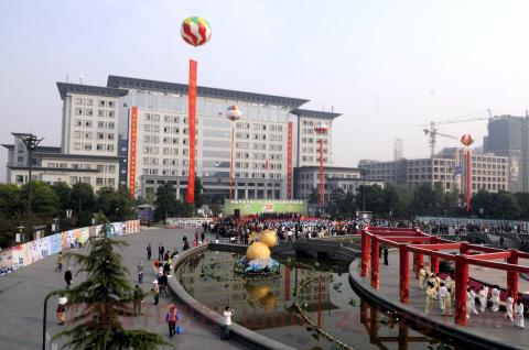 “中医中药中国行”浙江省暨杭州站活动举行
